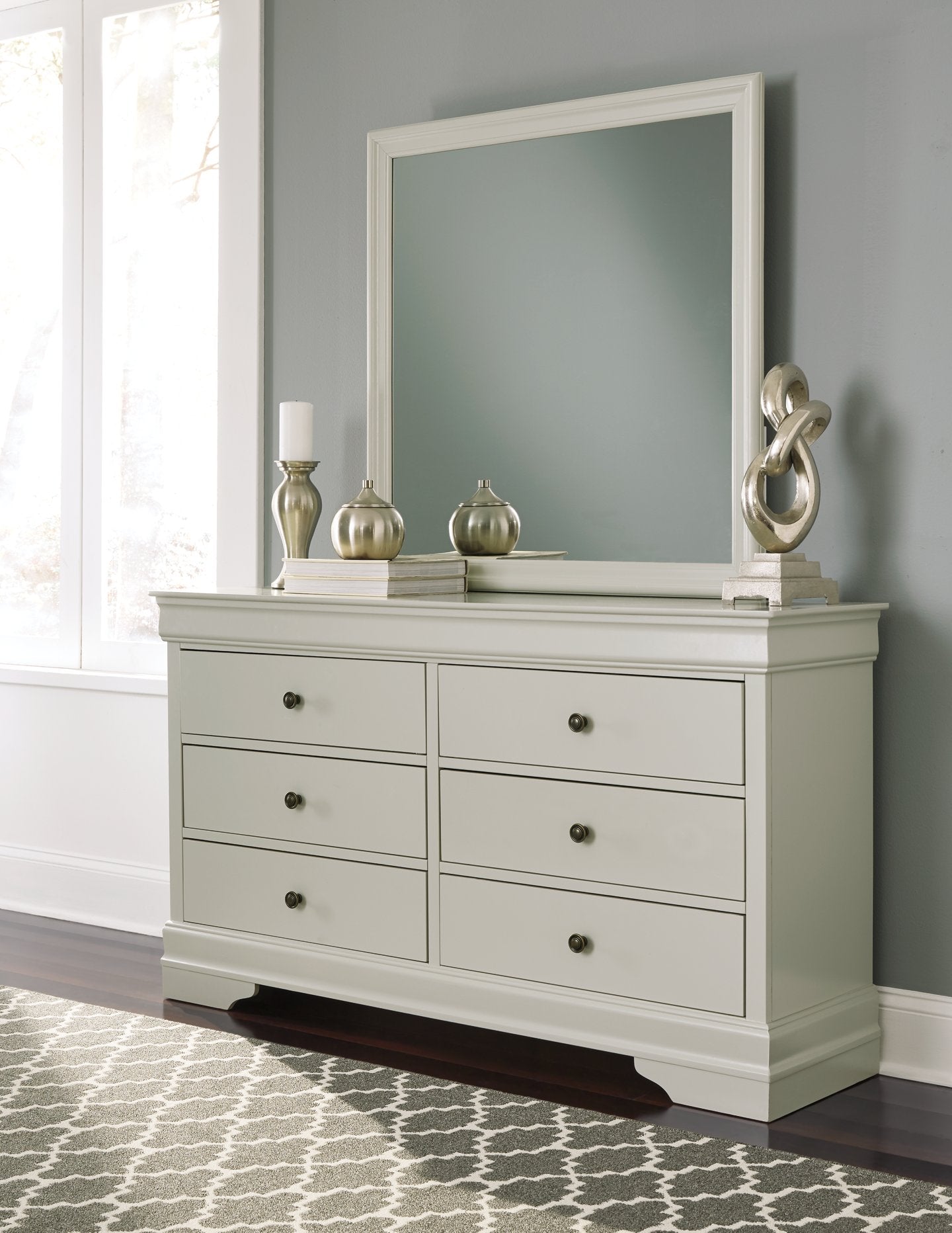 Ashley jorstad dresser deals