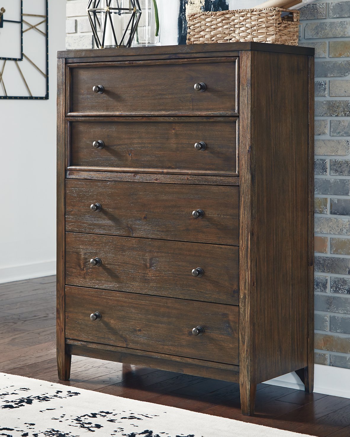 Kisper Signature Design by Ashley Chest – Dream Furniture Outlet