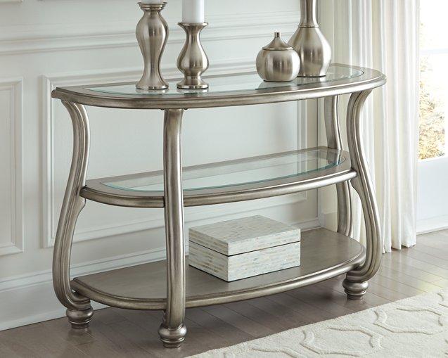 Coralayne End Table Coralayne Signature Design By Ashley Sofa