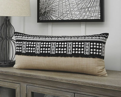 Mateja Pillow (Set of 4) - Dream Furniture Outlet