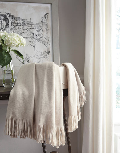 Haiden Throw (Set of 3) - Dream Furniture Outlet
