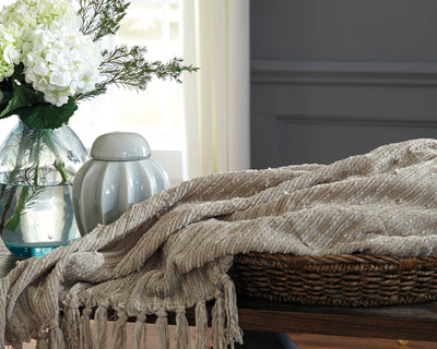 Noland Throw (Set of 3) - Dream Furniture Outlet