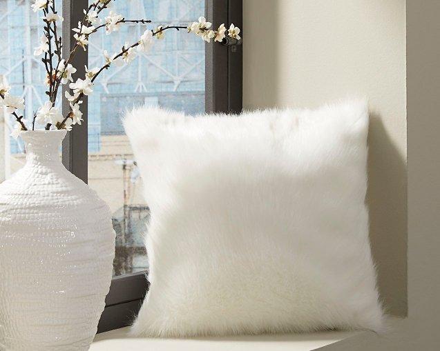 Himena Signature Design by Ashley Pillow Set of 4 image
