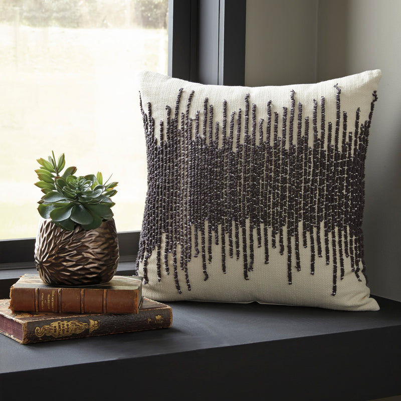 Warneka Pillow (Set of 4) - Dream Furniture Outlet