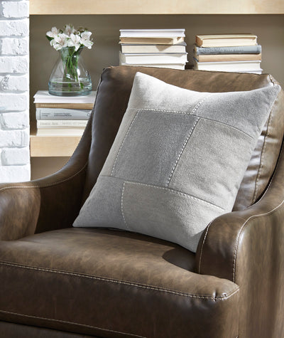 Lareina Pillow (Set of 4) - Dream Furniture Outlet