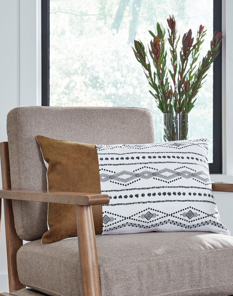 Lanston Pillow (Set of 4) - Dream Furniture Outlet