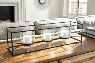 Jadyn Candle Holder - Dream Furniture Outlet