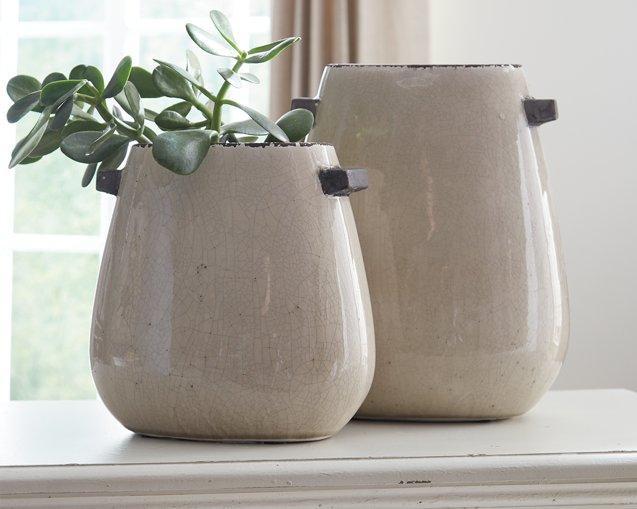 Diah Signature Design by Ashley Vase Set of 2 image