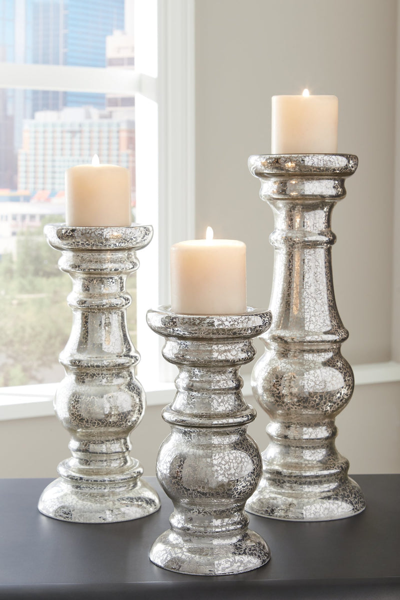 Rosario Signature Design by Ashley Candle Holder image