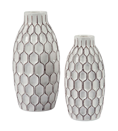 Dionna Vase (Set of 2) - Dream Furniture Outlet