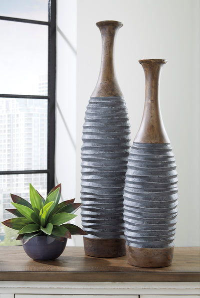 BLAYZE Vase (Set of 2) - Dream Furniture Outlet
