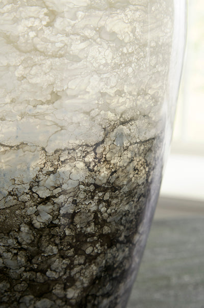 Mirielle Vase - Dream Furniture Outlet