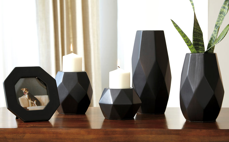 Donatella Accessory Set (Set of 5) - Dream Furniture Outlet