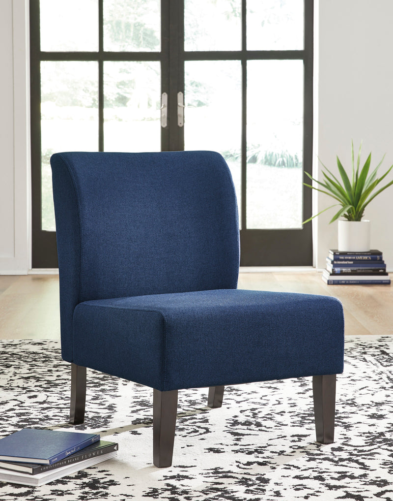 Triptis Accent Chair - Dream Furniture Outlet