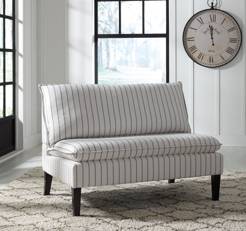 Arrowrock Accent Bench - Dream Furniture Outlet
