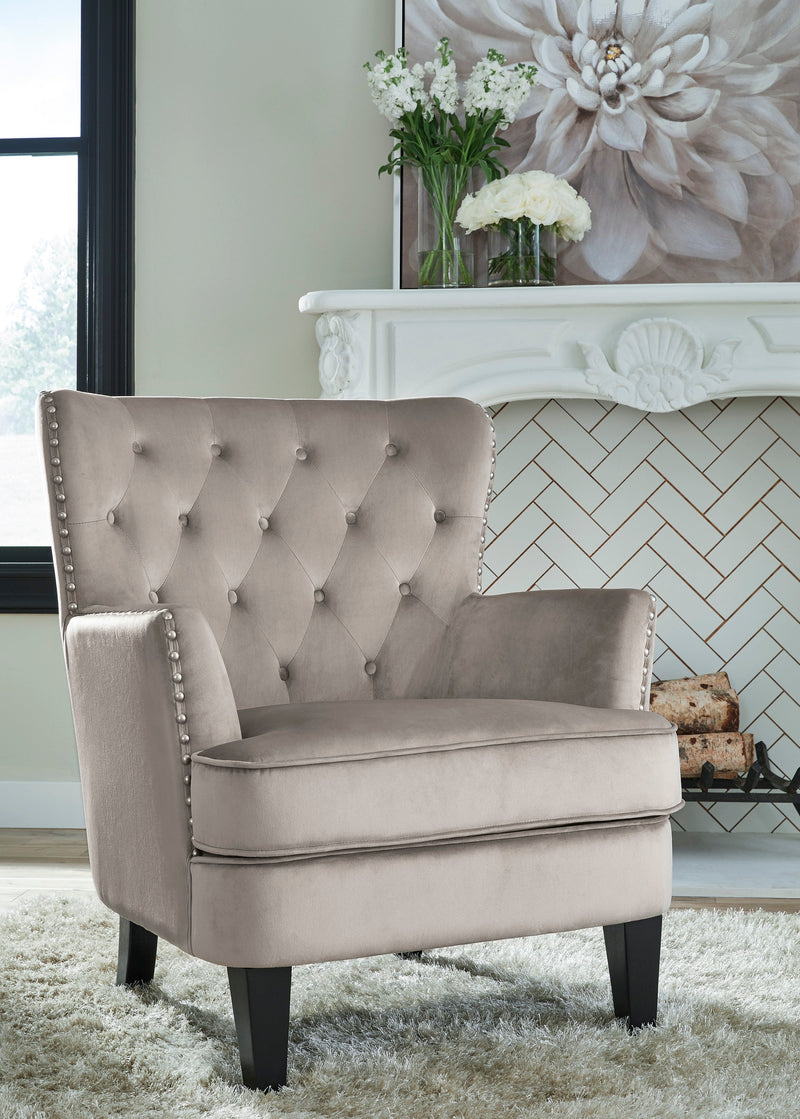 Romansque Accent Chair - Dream Furniture Outlet