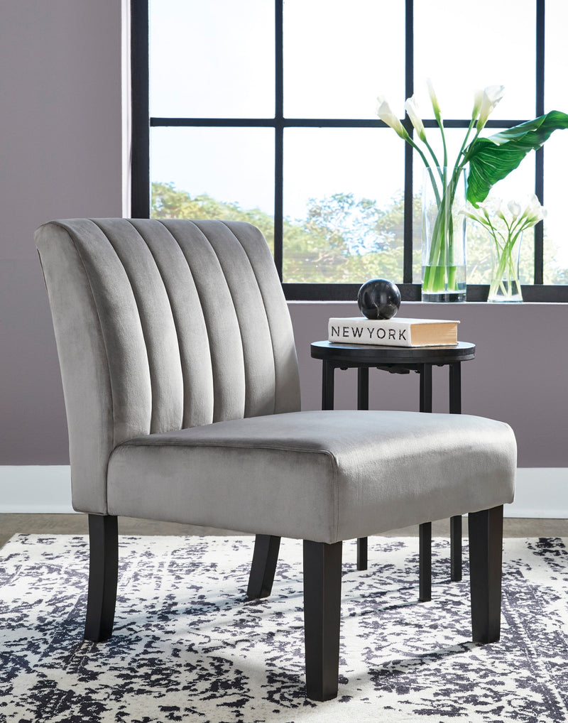 Hughleigh Accent Chair - Dream Furniture Outlet