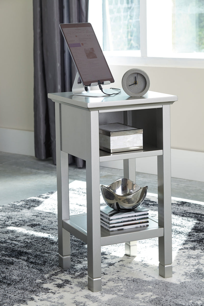 Marnville Accent Table - Dream Furniture Outlet