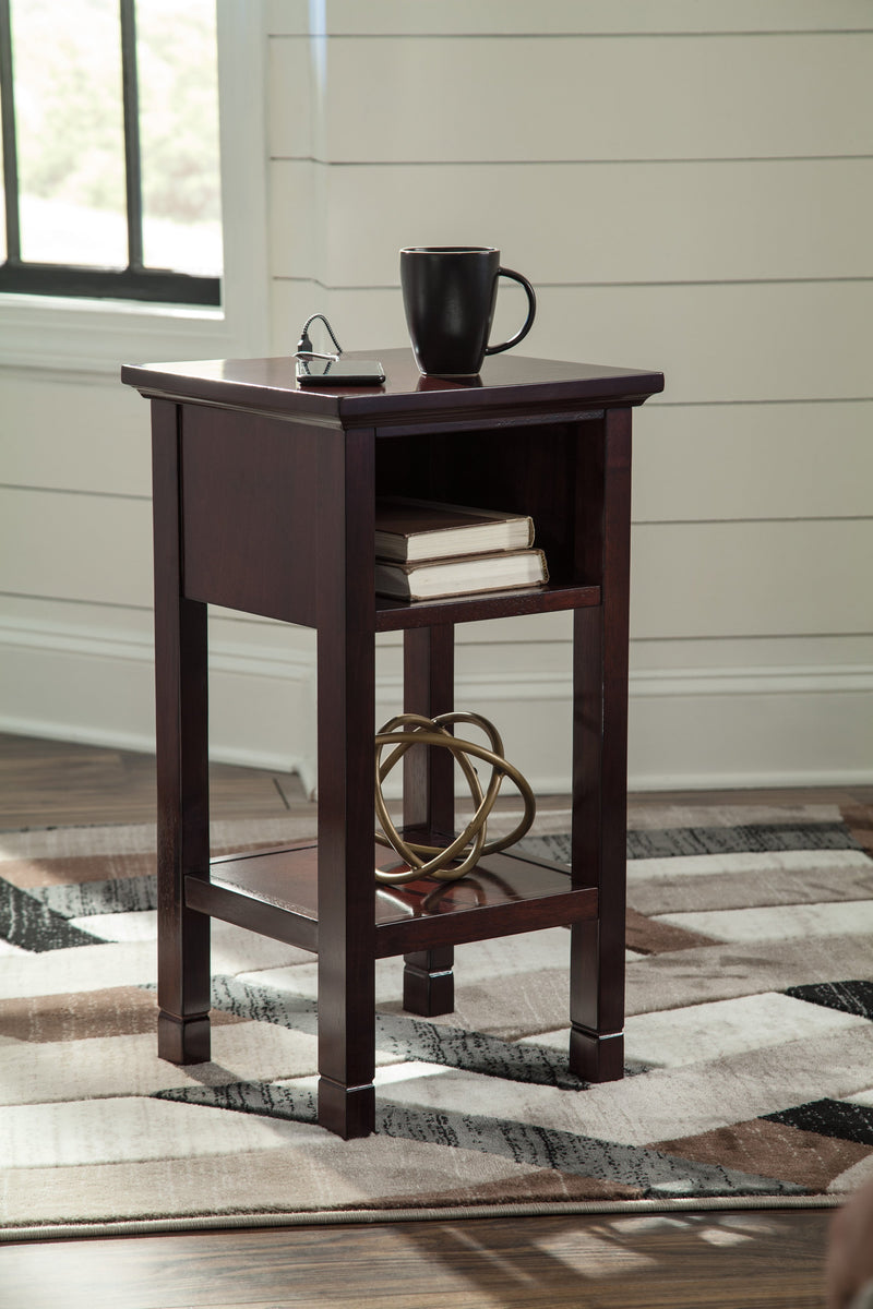 Marnville Accent Table - Dream Furniture Outlet
