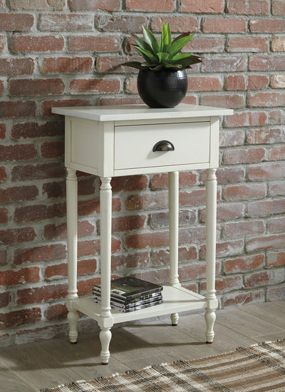 Juinville Accent Table - Dream Furniture Outlet