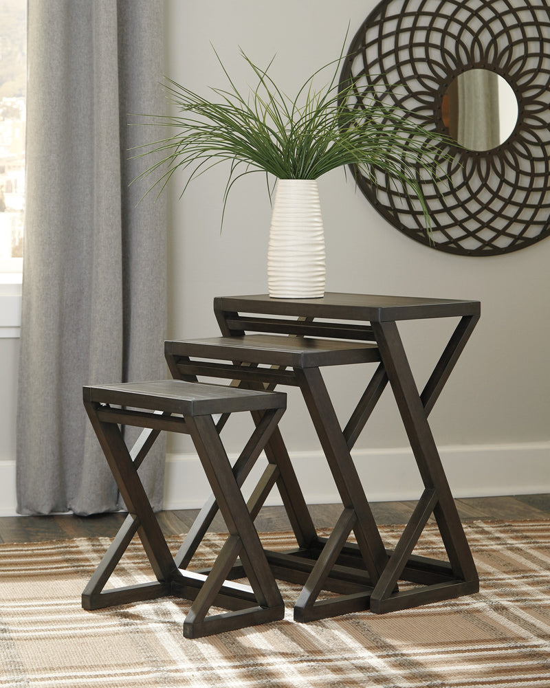Cairnburg Accent Table (Set of 3) - Dream Furniture Outlet