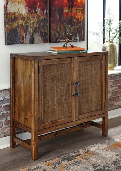 Beckings Accent Cabinet - Dream Furniture Outlet