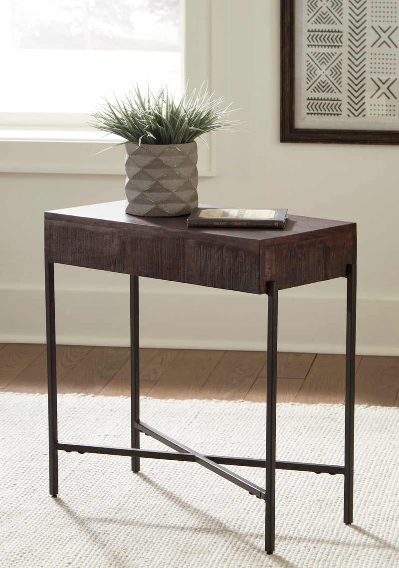 Matler Accent Table - Dream Furniture Outlet