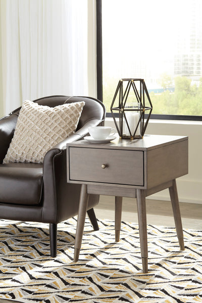 Paulrich Accent Table - Dream Furniture Outlet