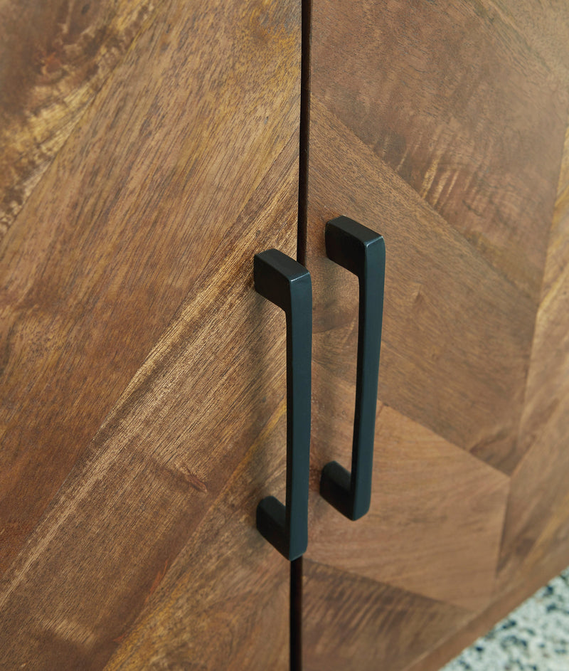 Prattville Accent Cabinet - Dream Furniture Outlet