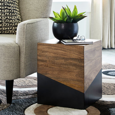 Trailbend Accent Table - Dream Furniture Outlet