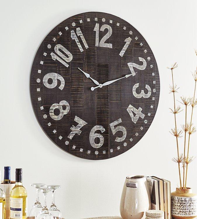 Brone Signature Design by Ashley Clock image