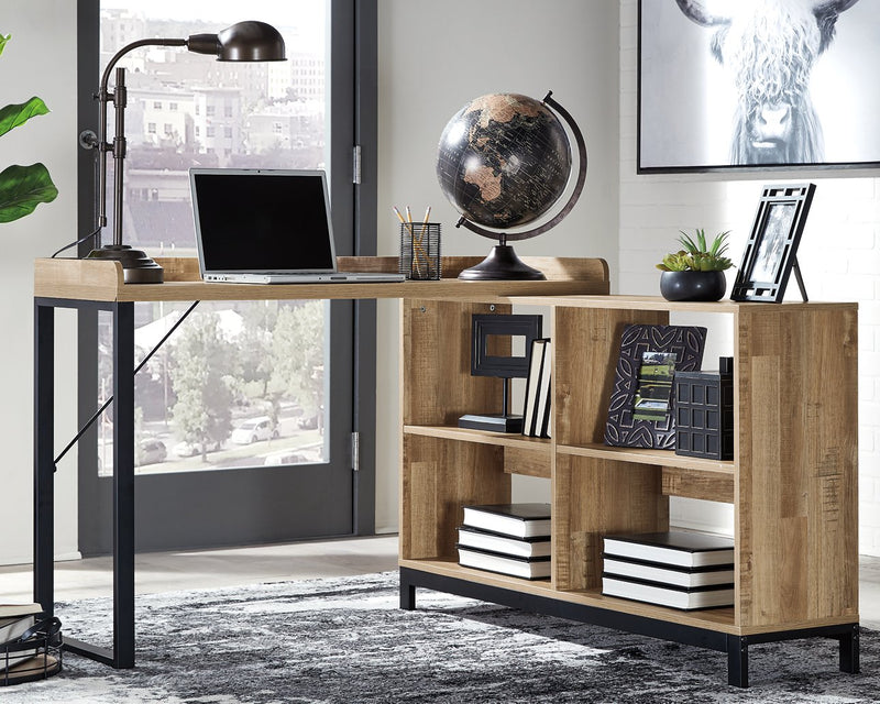 Gerdanet Signature Design by Ashley Desk image