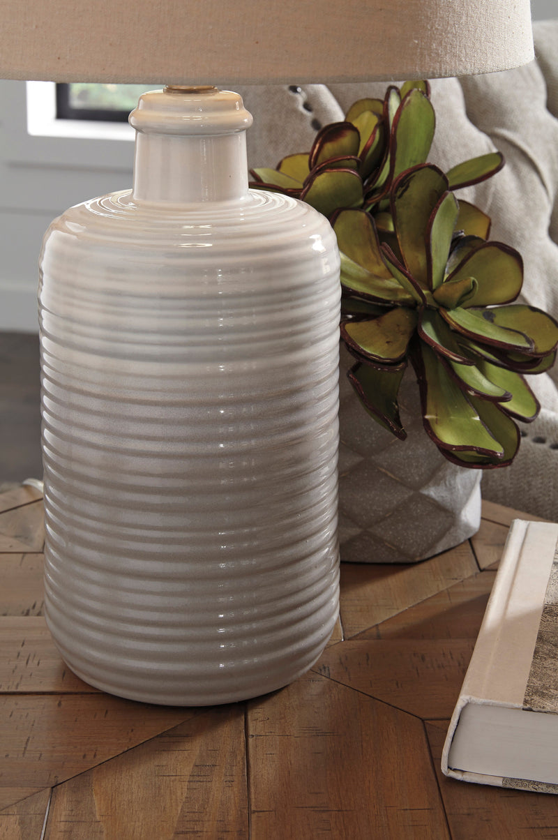 Marnina Table Lamp (Set of 2) - Dream Furniture Outlet