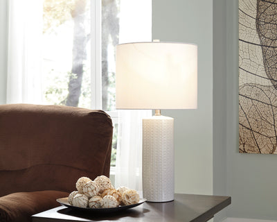 Steuben Table Lamp (Set of 2) - Dream Furniture Outlet