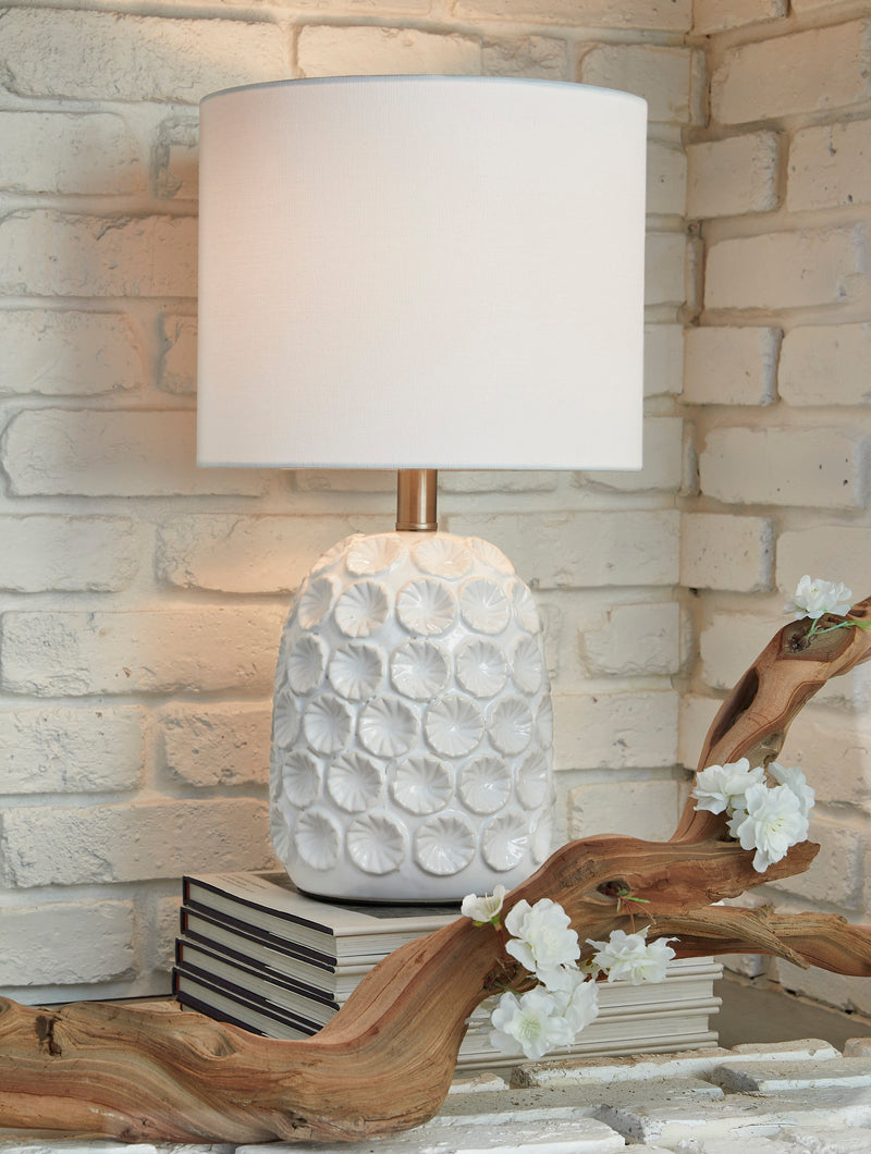 Moorbank Table Lamp - Dream Furniture Outlet