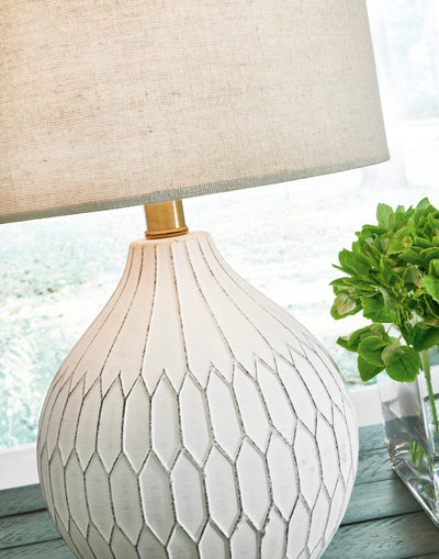 Wardmont Table Lamp - Dream Furniture Outlet
