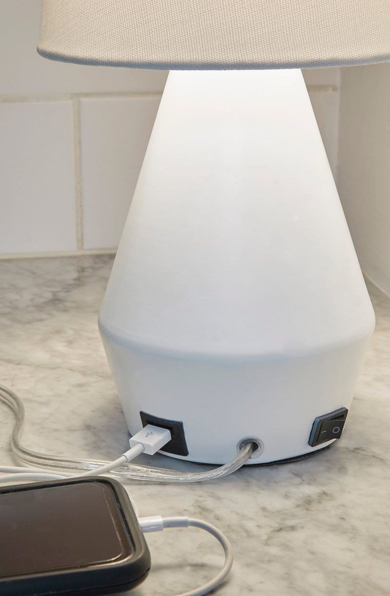 Lanry Table Lamp - Dream Furniture Outlet