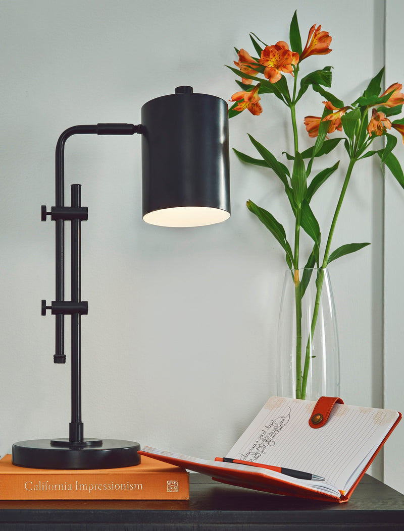 Baronvale Desk Lamp - Dream Furniture Outlet