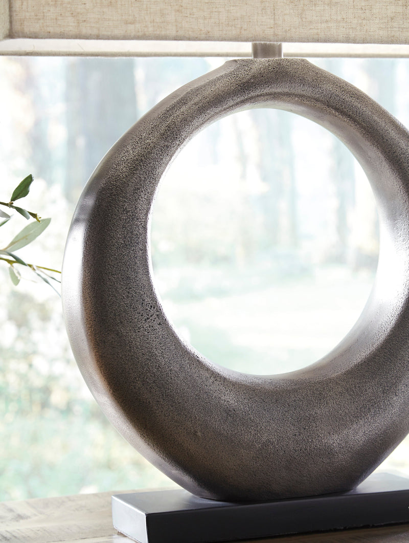 Saria Table Lamp - Dream Furniture Outlet