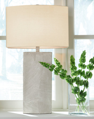 Bradard Table Lamp - Dream Furniture Outlet