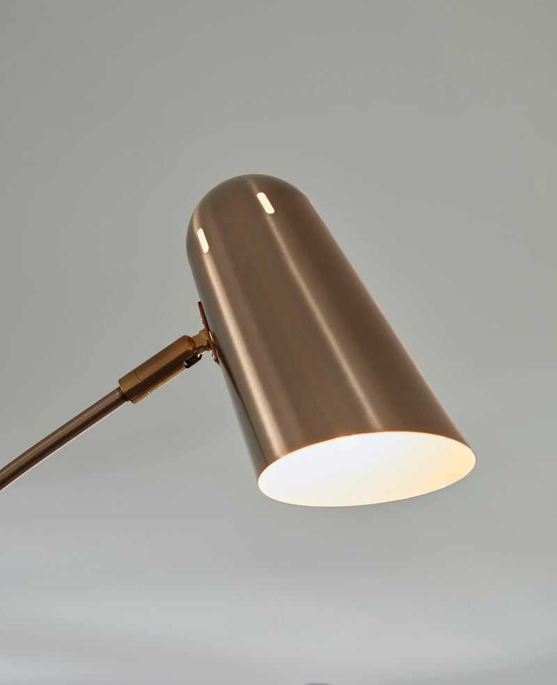 Colldale Arc Lamp - Dream Furniture Outlet