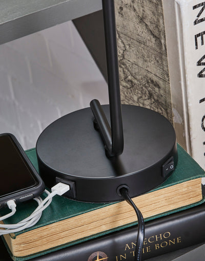 Covybend Desk Lamp - Dream Furniture Outlet