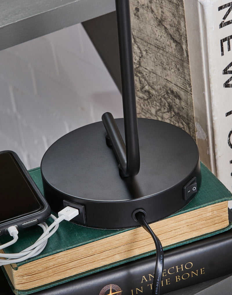 Covybend Desk Lamp - Dream Furniture Outlet