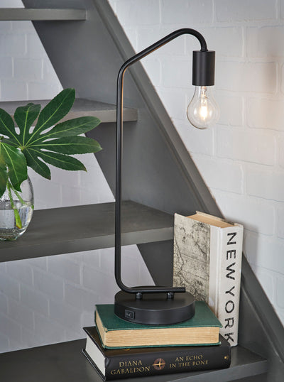 Covybend Desk Lamp - Dream Furniture Outlet