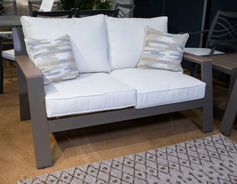 Tropicava - Dream Furniture Outlet