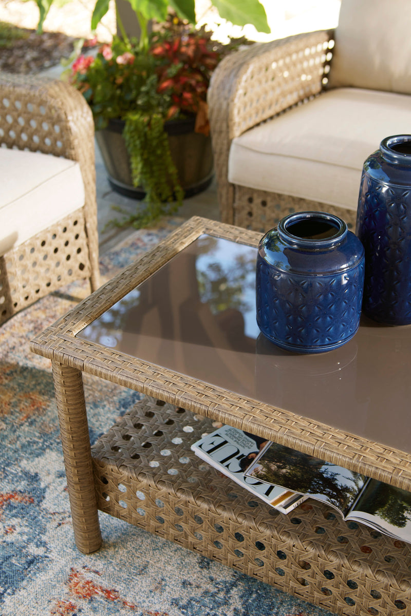 Braylee - Dream Furniture Outlet