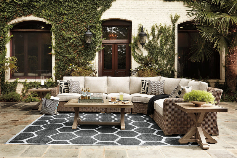 Beachcroft 3 - Dream Furniture Outlet