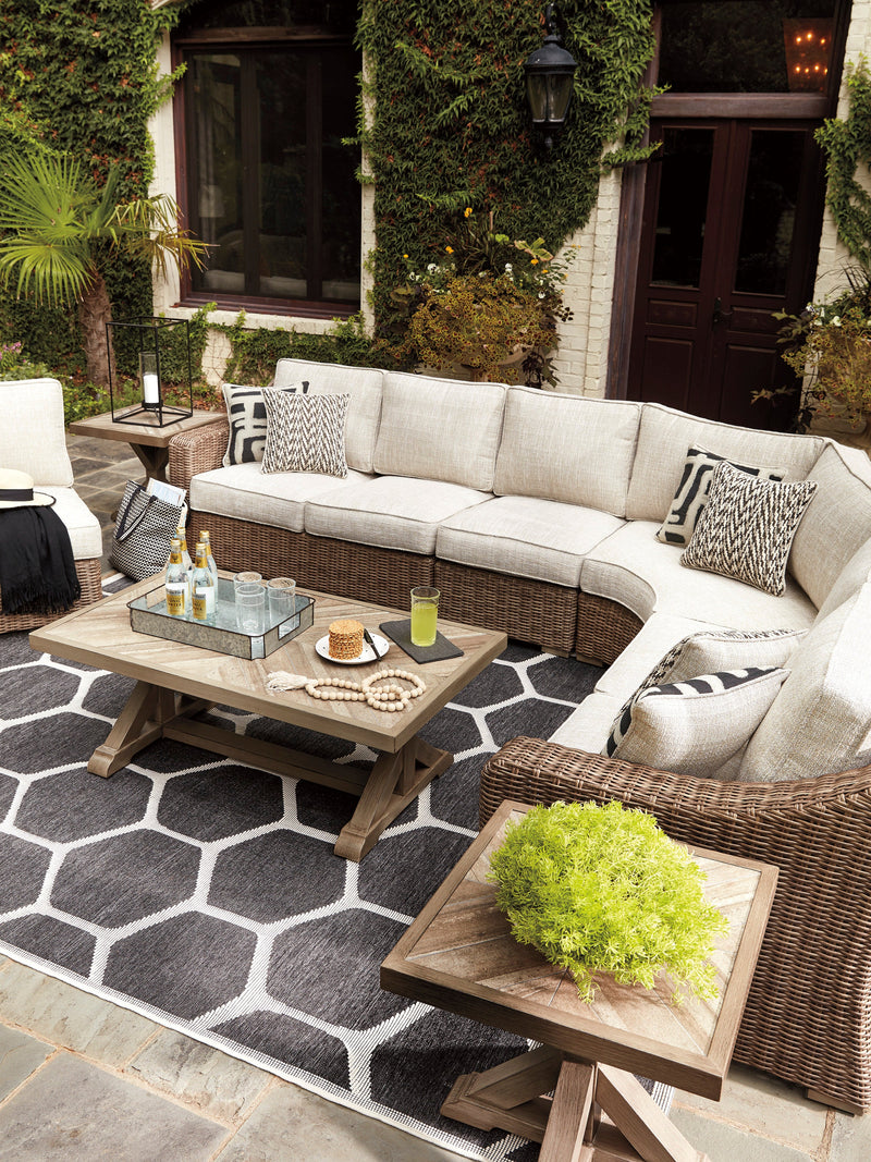 Beachcroft 3 - Dream Furniture Outlet