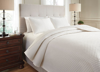 Dietrick 3-Piece King Quilt Set - Dream Furniture Outlet