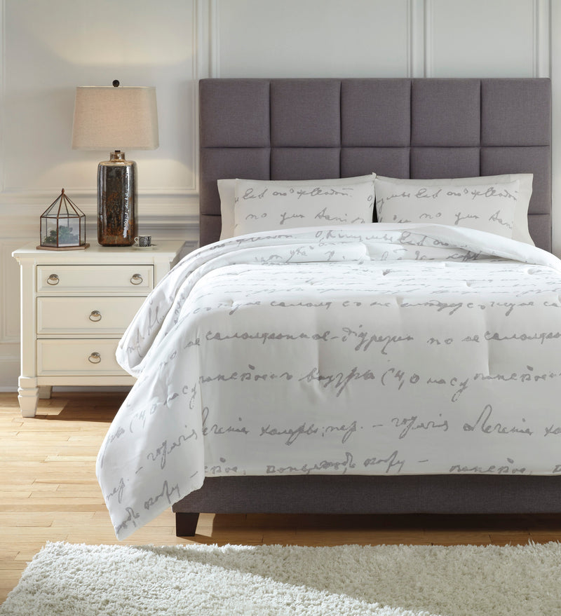 Adrianna 3-Piece Queen Comforter Set - Dream Furniture Outlet